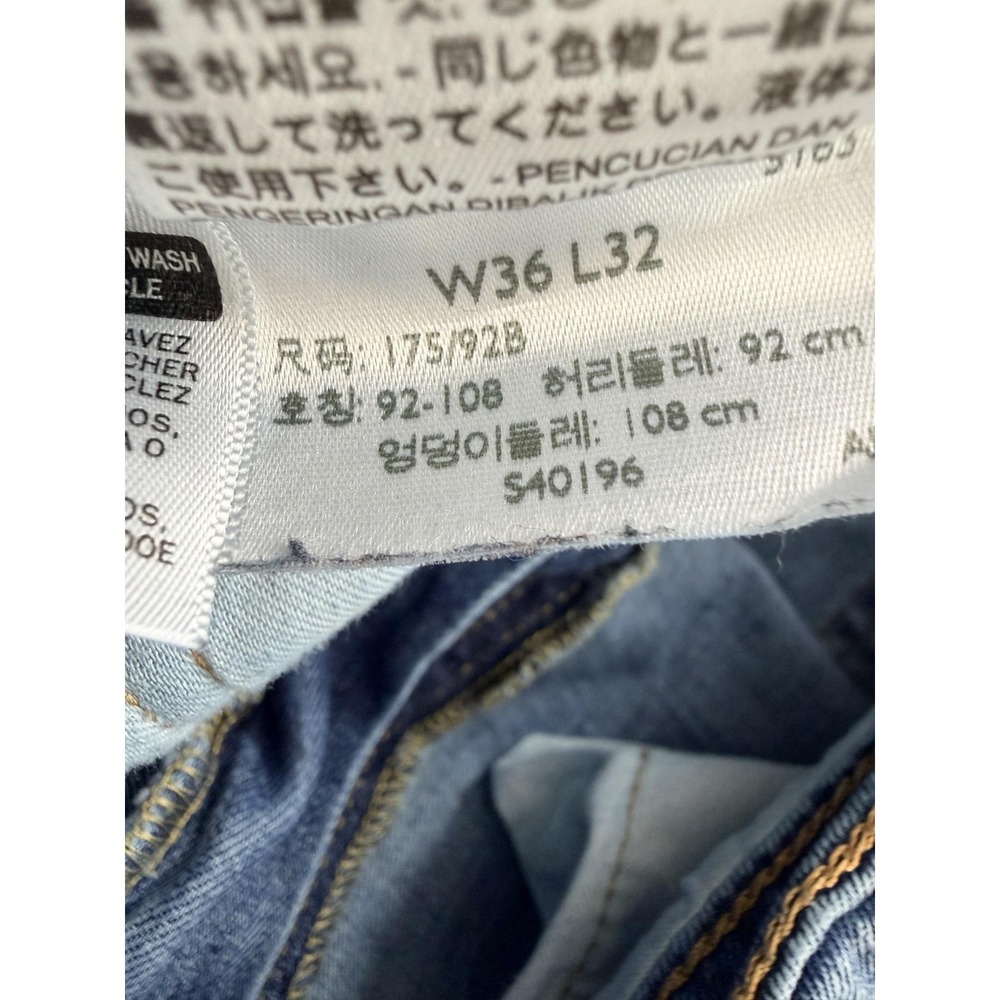 Levi's Jeans Mens 36x32 Blue Medium Wash Regular Straight Denim Pants Casual - Picture 7 of 10